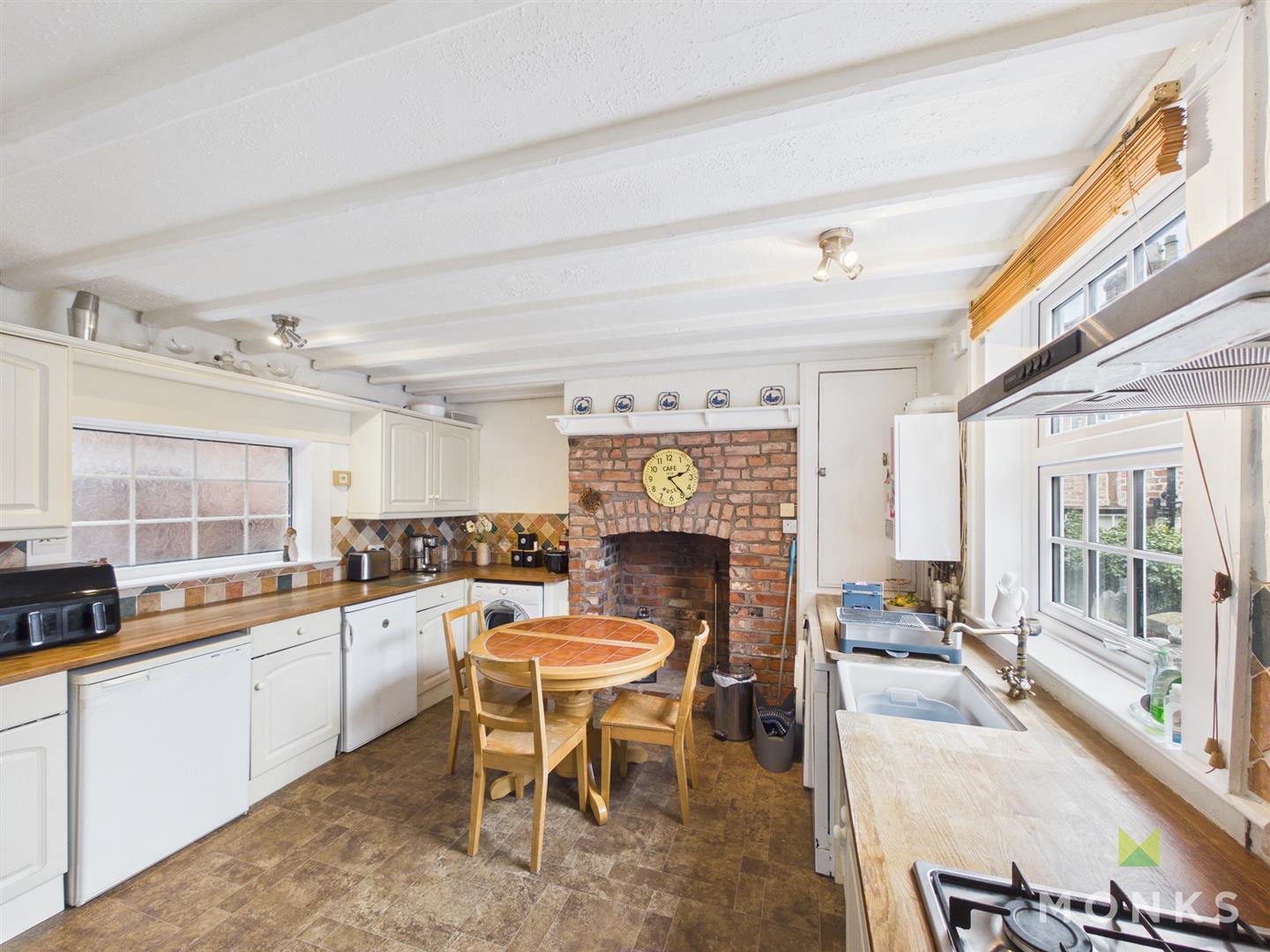 66B High Street, Shrewsbury, SY4 5DR For Sale